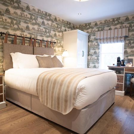 Cromwell Arms Country Pub With Rooms Ромси Экстерьер фото
