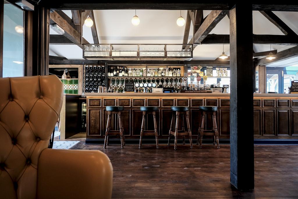 Cromwell Arms Country Pub With Rooms Ромси Экстерьер фото