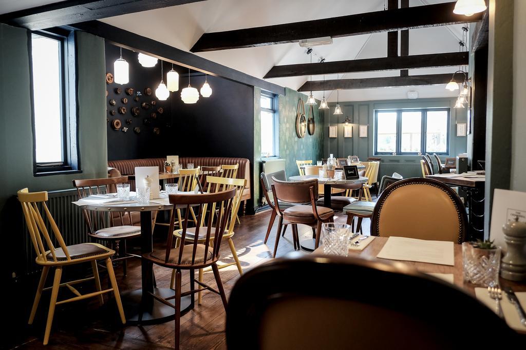 Cromwell Arms Country Pub With Rooms Ромси Экстерьер фото
