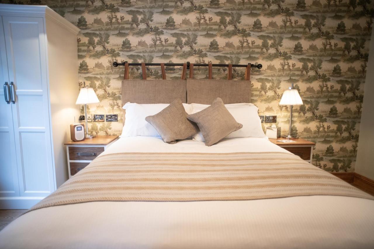 Cromwell Arms Country Pub With Rooms Ромси Экстерьер фото