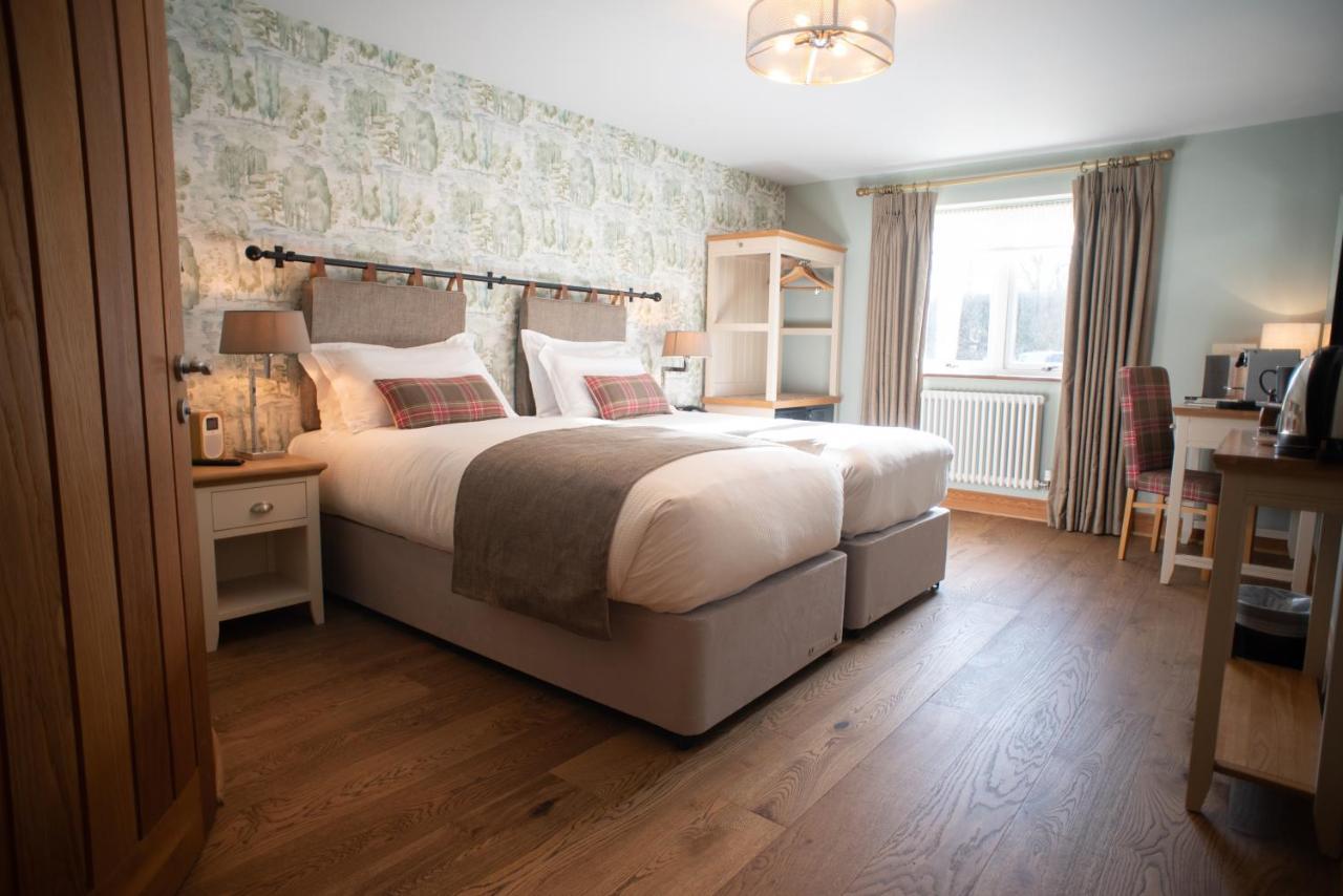 Cromwell Arms Country Pub With Rooms Ромси Экстерьер фото