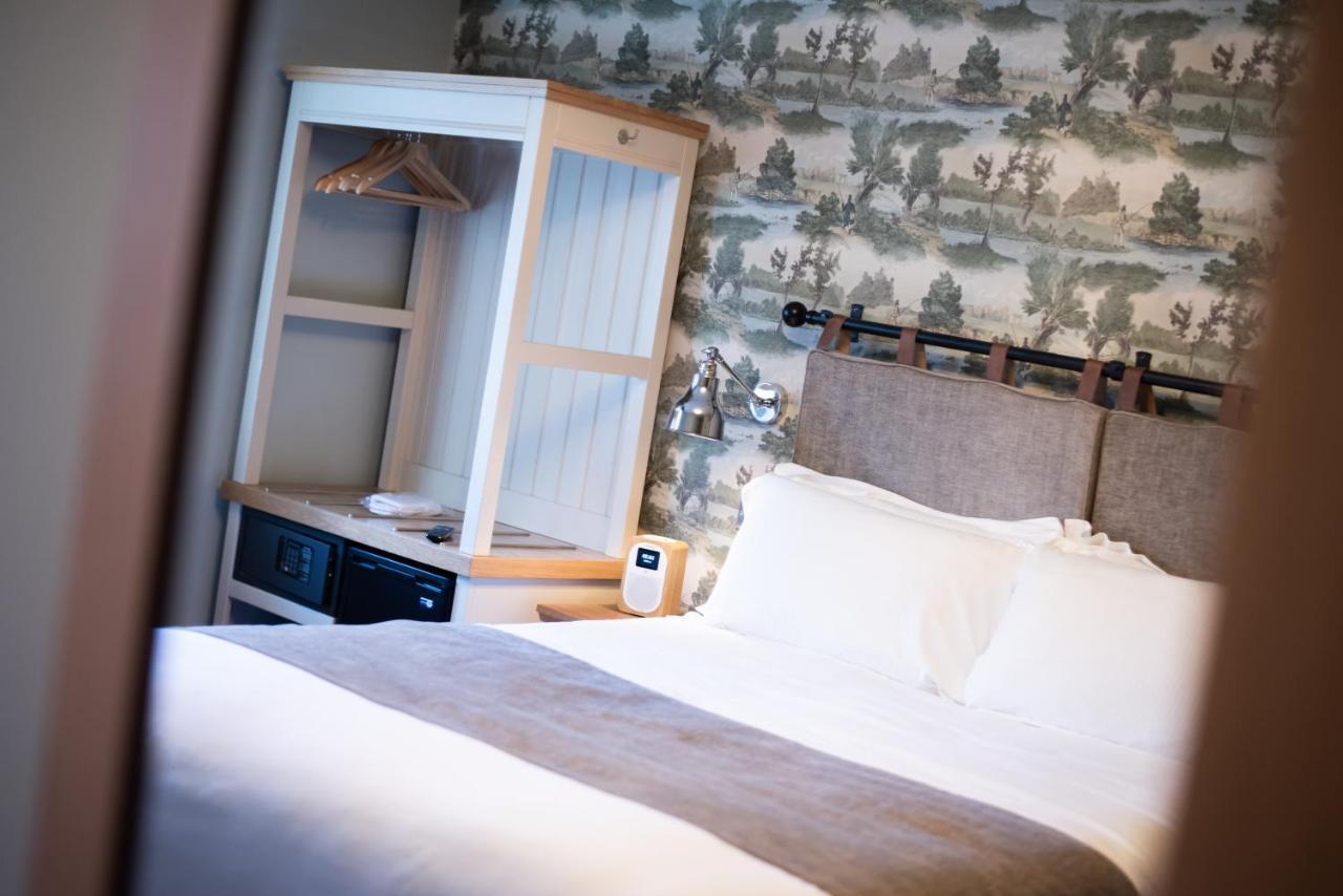 Cromwell Arms Country Pub With Rooms Ромси Экстерьер фото