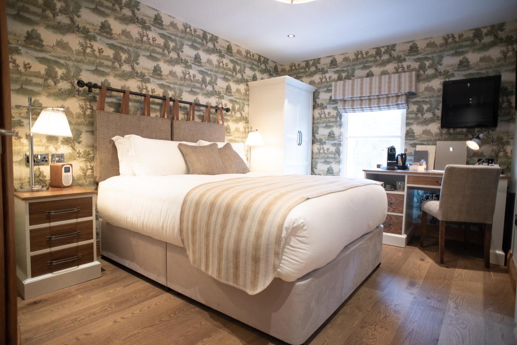 Cromwell Arms Country Pub With Rooms Ромси Экстерьер фото